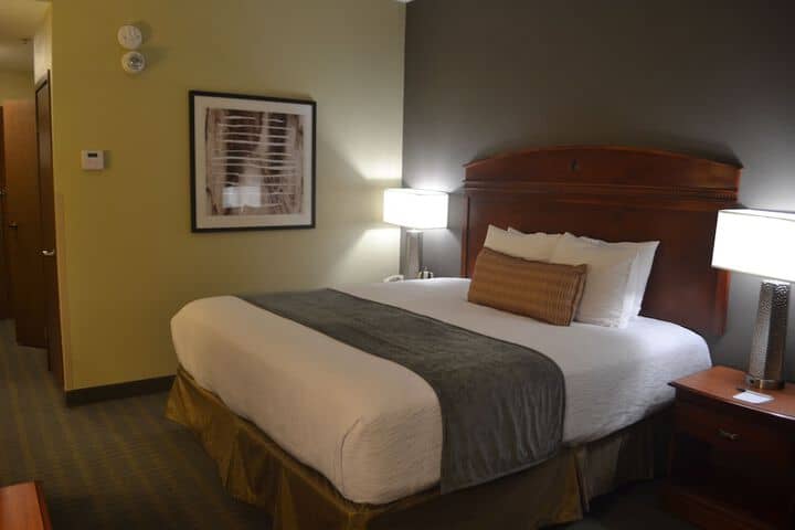Room 8 of 23