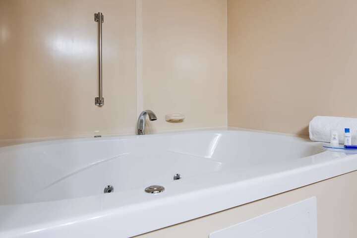 Room 15 of 23