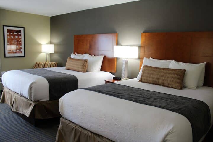 Room 4 of 23